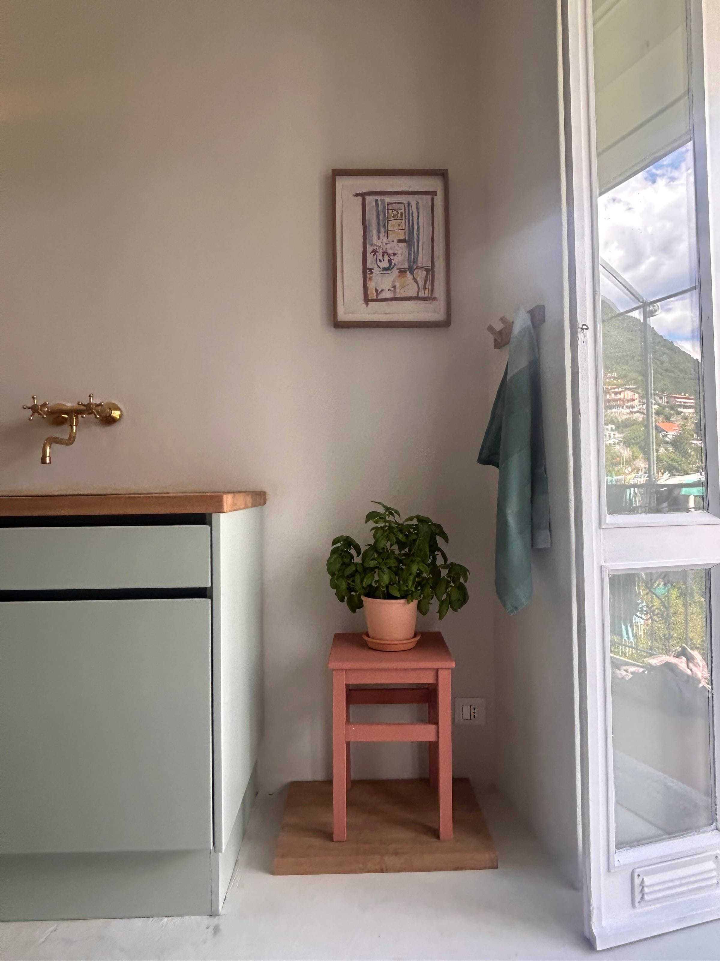 Kitchen and dining at Villa Nordamica